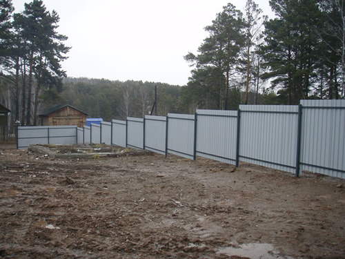 забор из профнастила