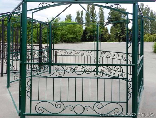 кованая беседка садовая