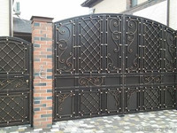 красивые кованые ворота распашные