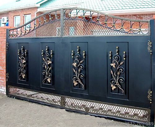 кованые металлические ворота распашные